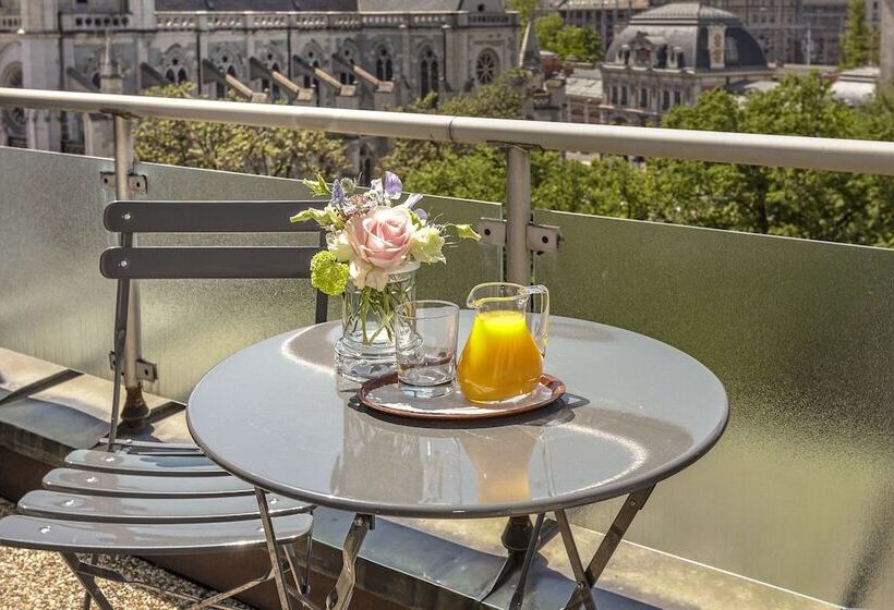 اتاق سوپریور, Suisse