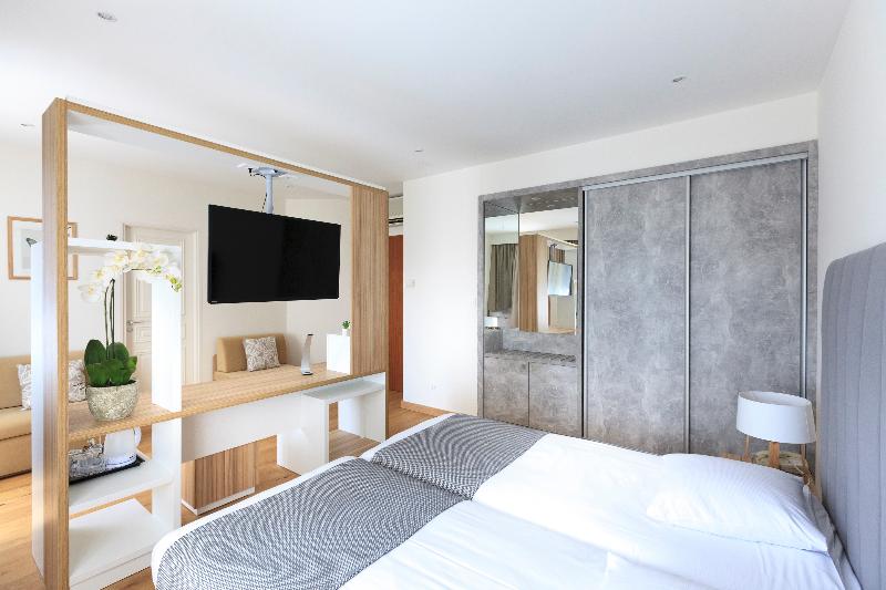 اتاق سوپریور, Suisse