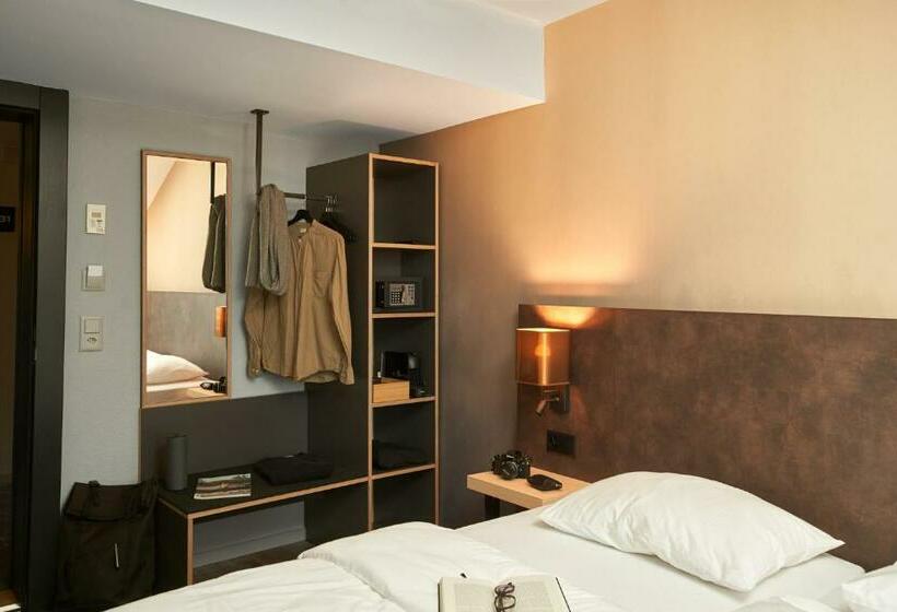 Номер Стандарт, The Hey Hotel