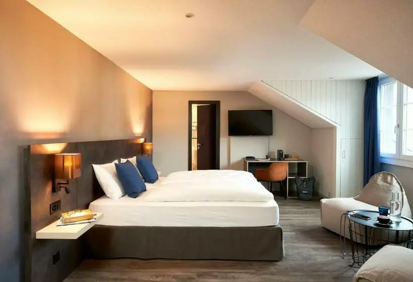 اتاق استاندارد, The Hey Hotel