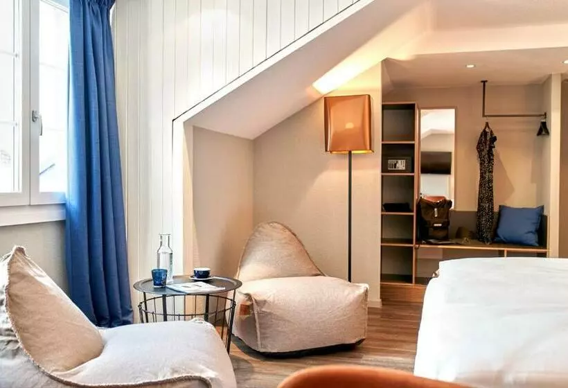 اتاق استاندارد, The Hey Hotel