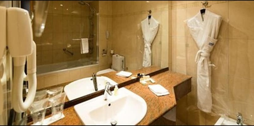 اتاق استاندارد, Tiama Abidjan