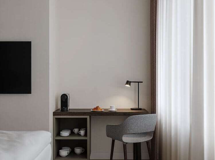 ビジネスルーム, Walhalla