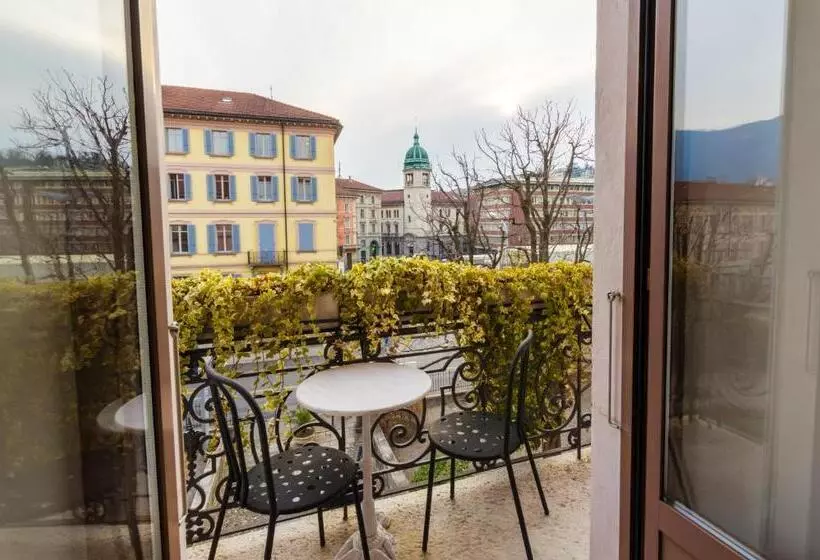 Comfort room with balcony, Zurigo Downtown