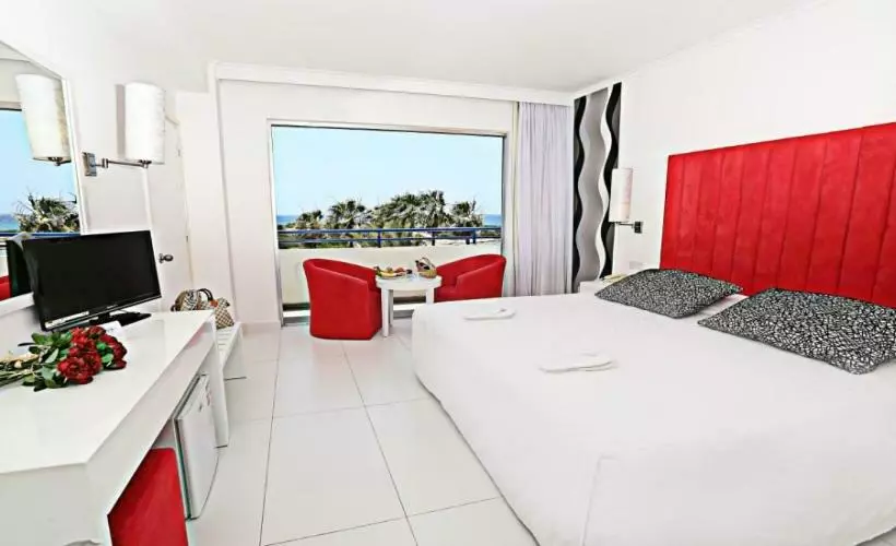 サイドオーシャンビュースタンダードルーム, Dome Beach Marina Hotel & Resort