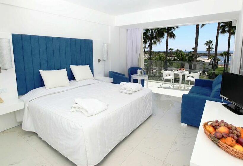 Номер Стандарт Боковой Вид на Море, Dome Beach Marina Hotel & Resort