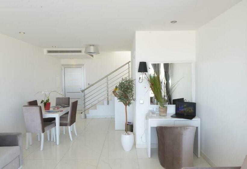 프레지덴셜 스위트, Dome Beach Marina Hotel & Resort