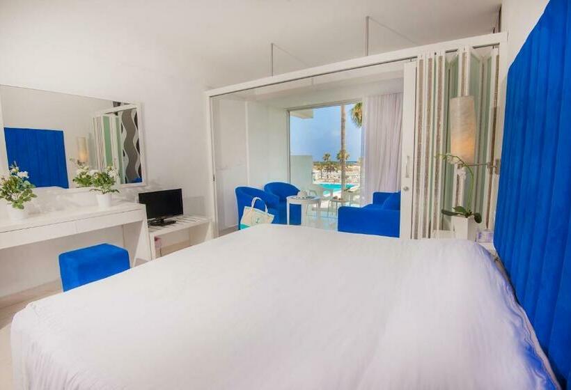 패밀리 룸 바다 전망, Dome Beach Marina Hotel & Resort