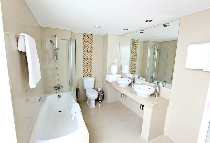 패밀리 룸 바다 전망, Dome Beach Marina Hotel & Resort