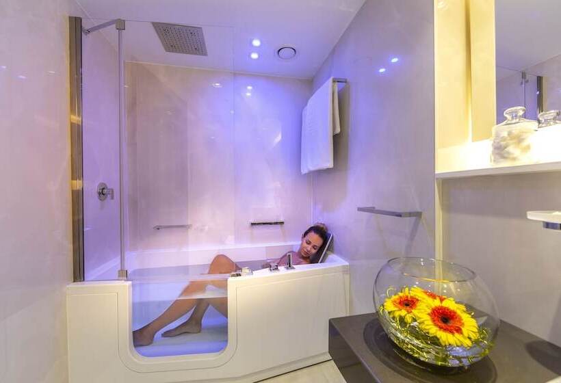 高级海景房, Amathus Beach Hotel Limassol