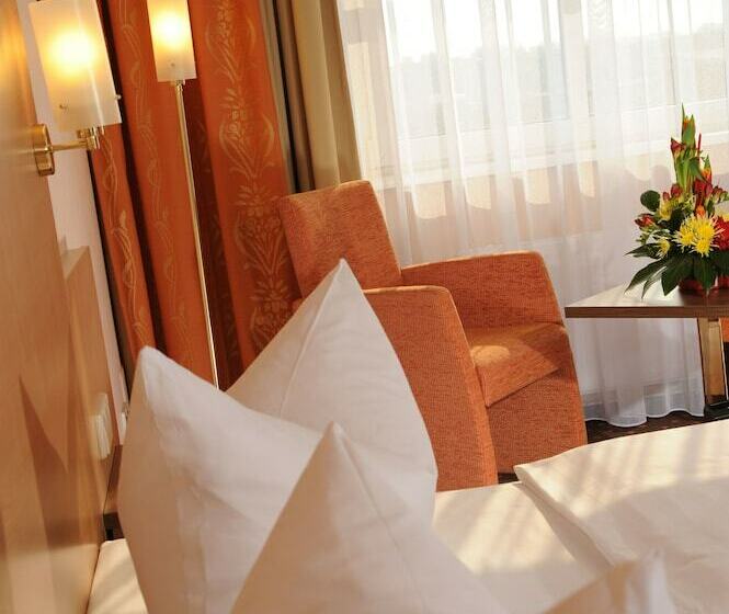 اتاق استاندارد, Plaza Inn Berlin Charlottenburg