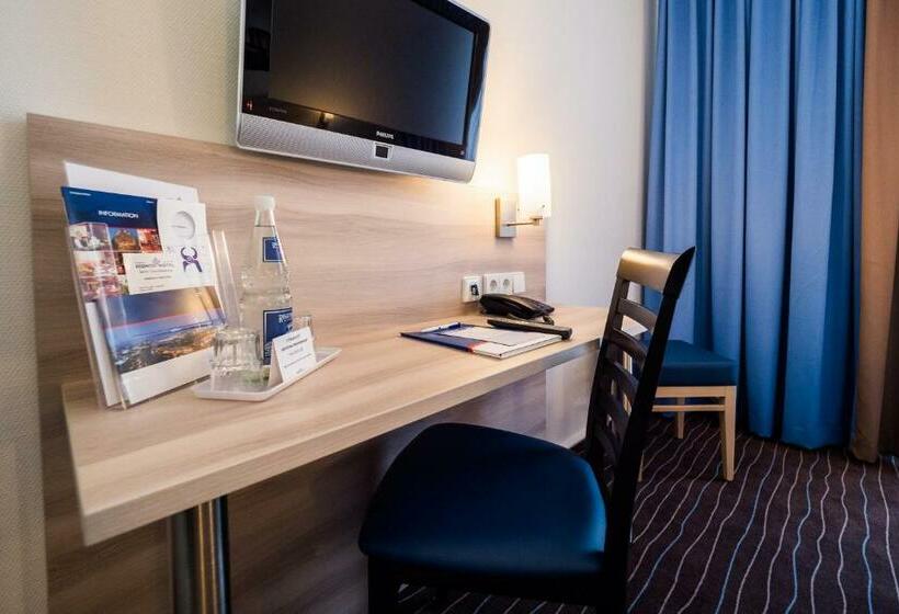 اتاق خانوادگی, Plaza Inn Berlin Charlottenburg