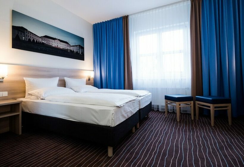 اتاق خانوادگی, Plaza Inn Berlin Charlottenburg
