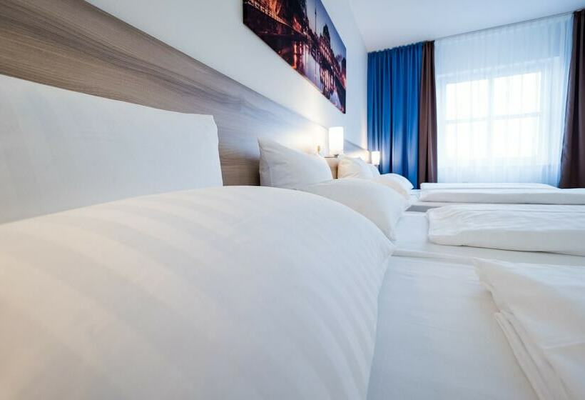اتاق خانوادگی, Plaza Inn Berlin Charlottenburg