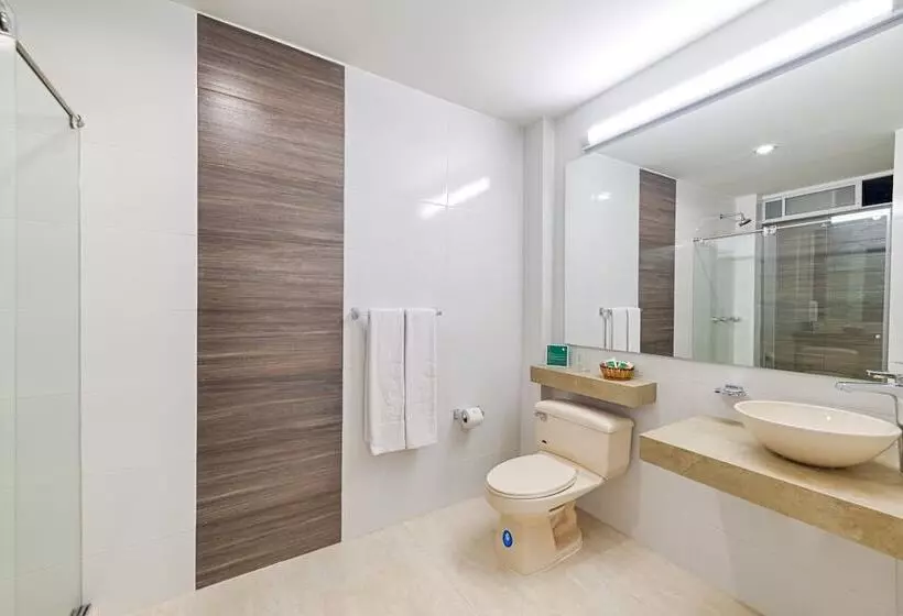 اتاق استاندارد سه نفره, Arizona Suites Cucuta