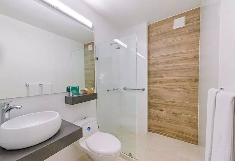 سوئیت سینیور, Arizona Suites Cucuta