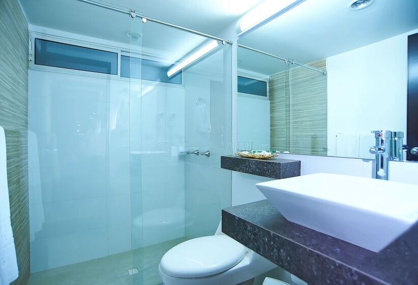 سوئیت سینیور, Arizona Suites Cucuta