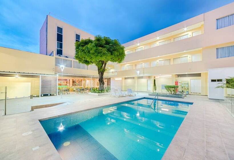 Люкс Сеньор, Arizona Suites Cucuta