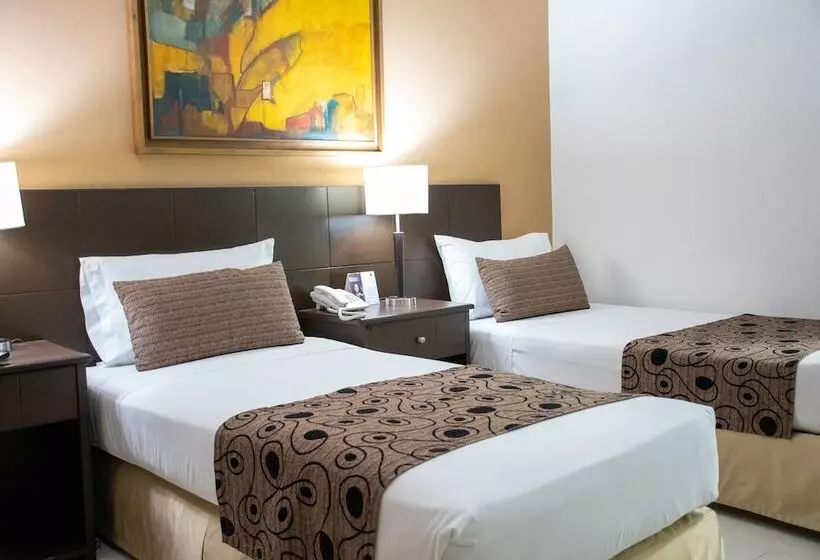 اتاق استاندارد سه نفره, Arizona Suites Cucuta