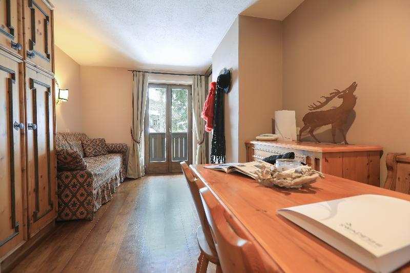 اتاق لوکس, Atlantic Hamburg, Autograph Collection