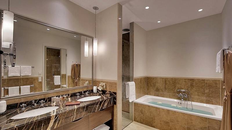 سوییت جونیور, Atlantic Hamburg, Autograph Collection