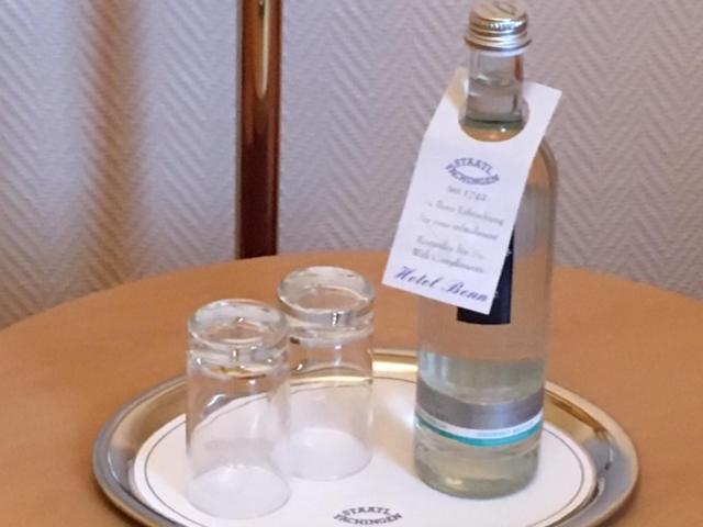 اتاق استاندارد, Benn