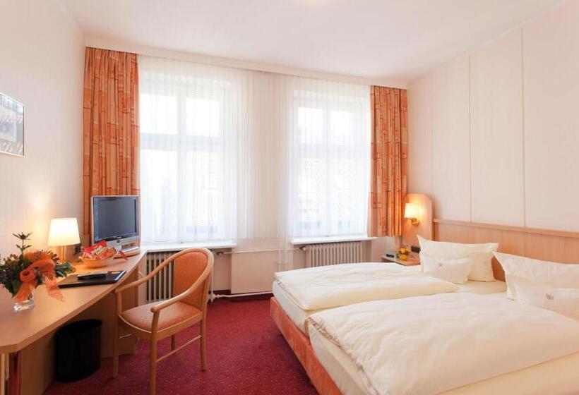 اتاق استاندارد, Benn