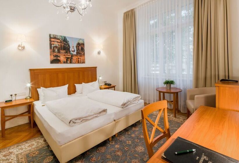 اتاق سوپریور, Brandies An Der Messe