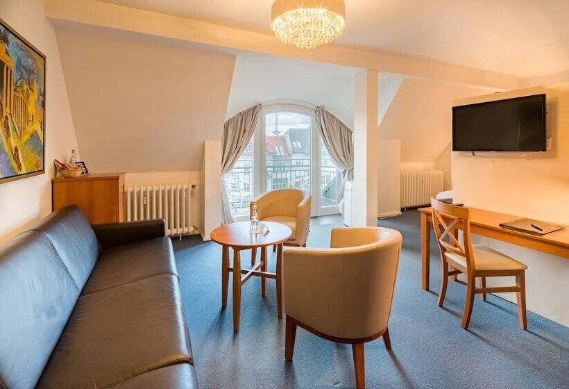 سوییت جونیور, Brandies An Der Messe