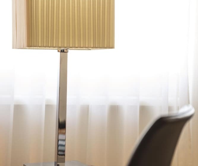 اتاق اجرایی, Bristol Berlin