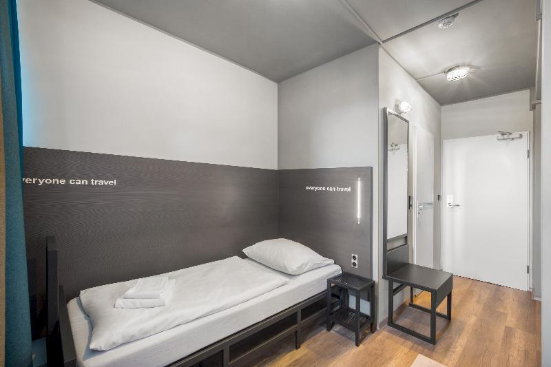 اتاق اکونومی, Bristol Berlin