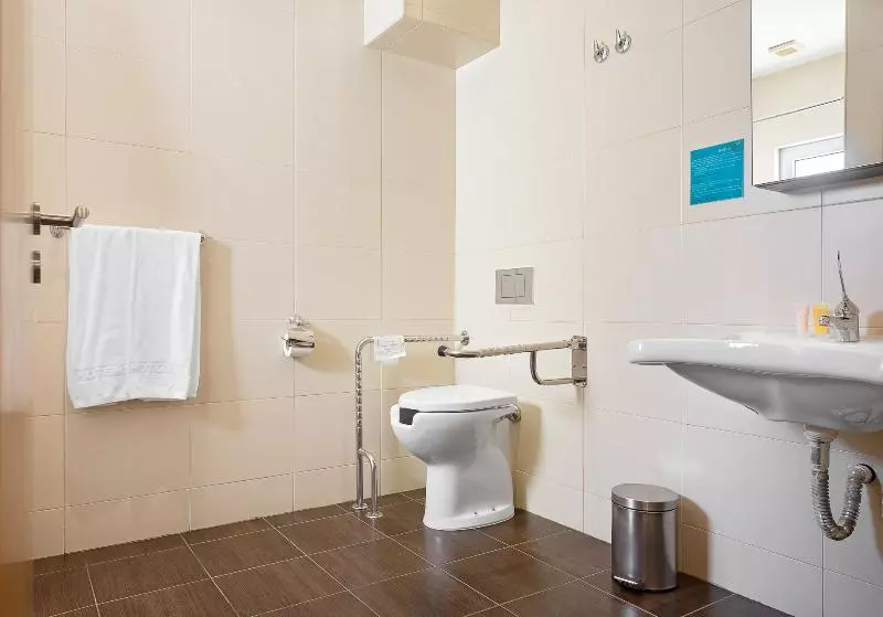 Deluxe Zimmer, Bristol Berlin