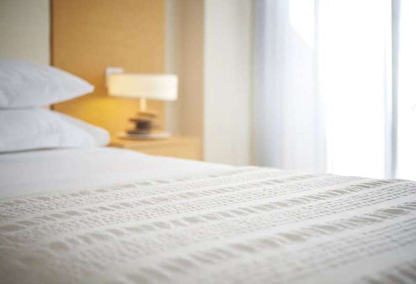 غرفة قياسية مطلّة علي البحر, Capo Bay