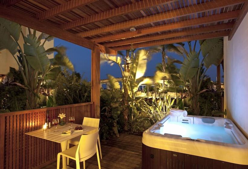 メゾネットスイート, Capo Bay