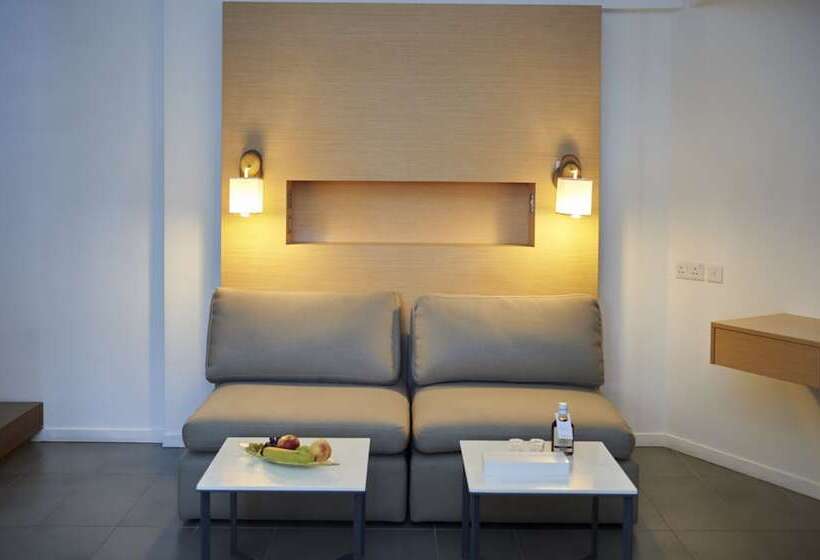 メゾネットスイート, Capo Bay