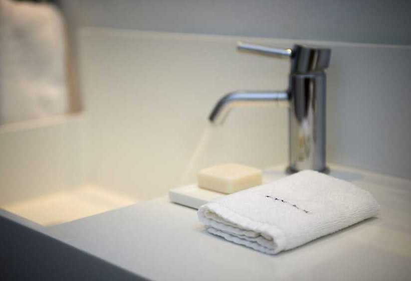 スタンダードトリプルルーム, Capo Bay