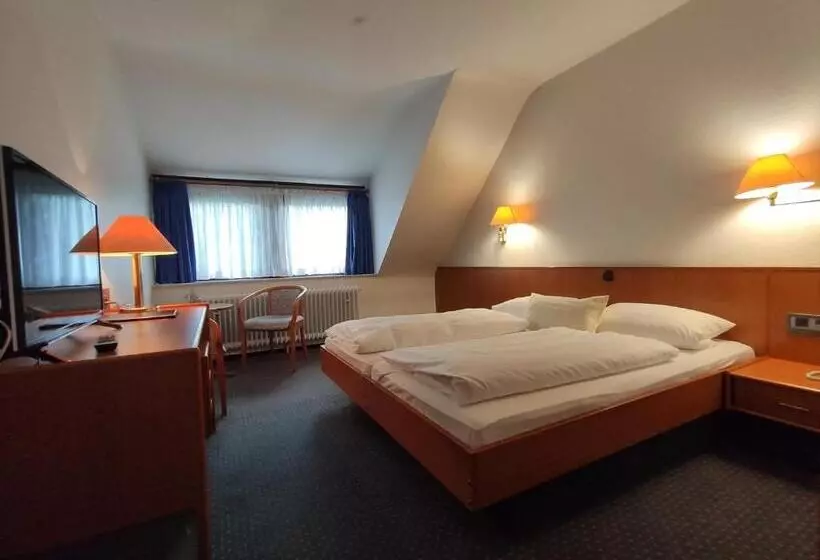 Standard-huone, Condi