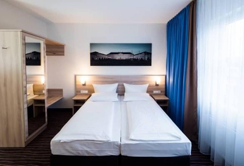 اتاق استاندارد, Plaza Inn Berlin Charlottenburg