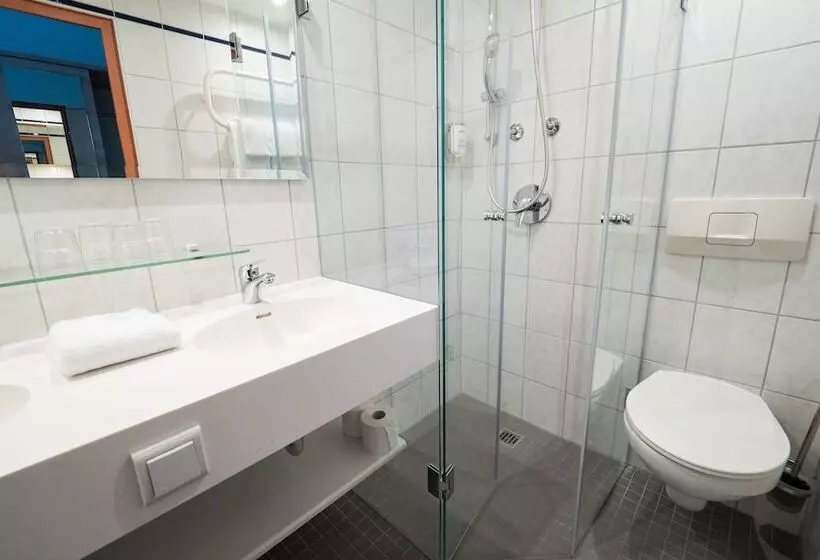 اتاق راحتی سه تخته, Plaza Inn Berlin Charlottenburg