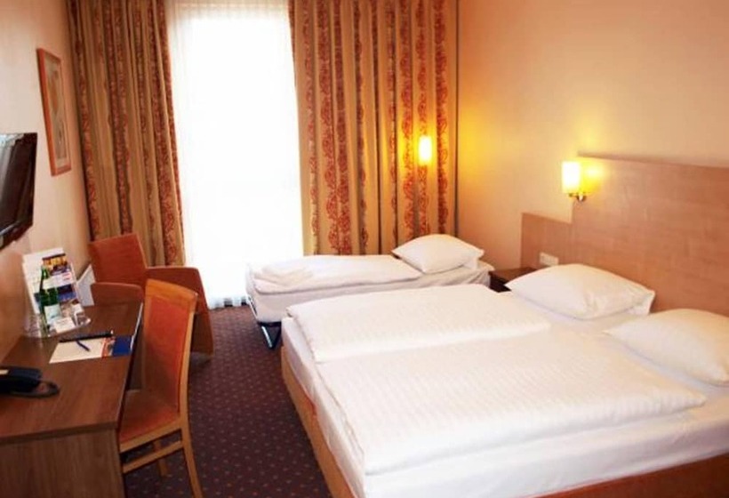 اتاق راحتی سه تخته, Plaza Inn Berlin Charlottenburg