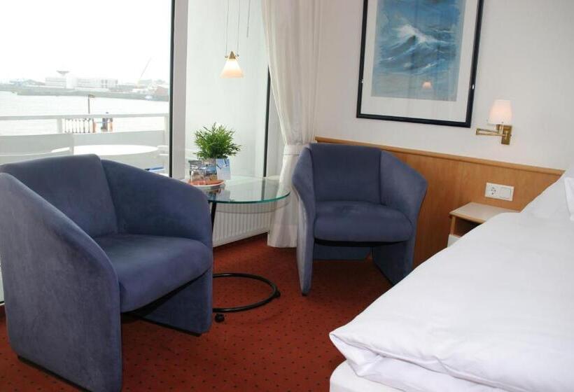 スタンダードトリプルルーム, Hanseat