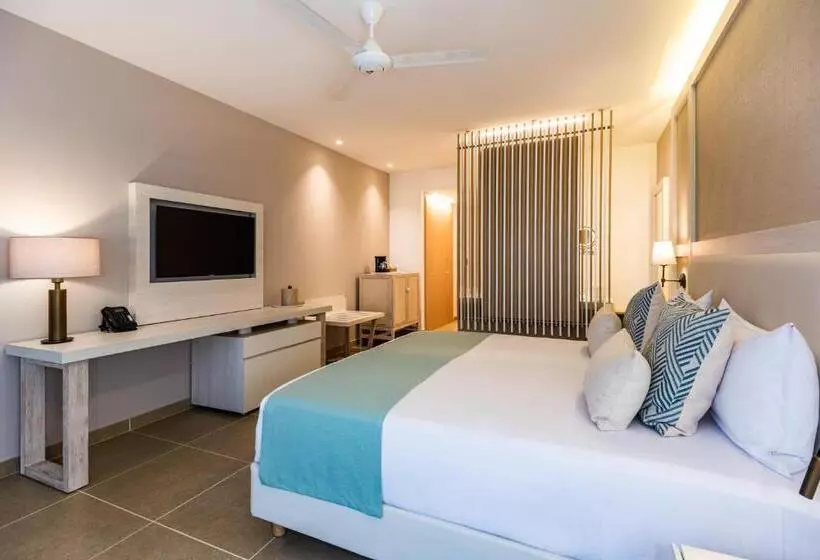 اتاق سوپریور, Irotama Resort