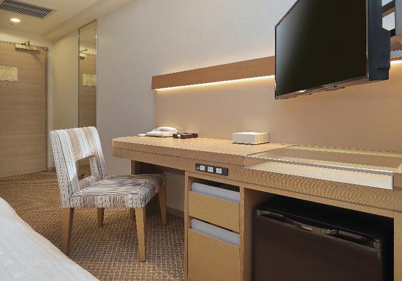 スタンダードルーム, Eleazar