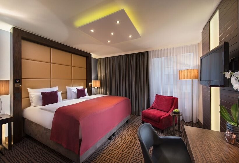 اتاق کلاس بیزنس, Palace Berlin