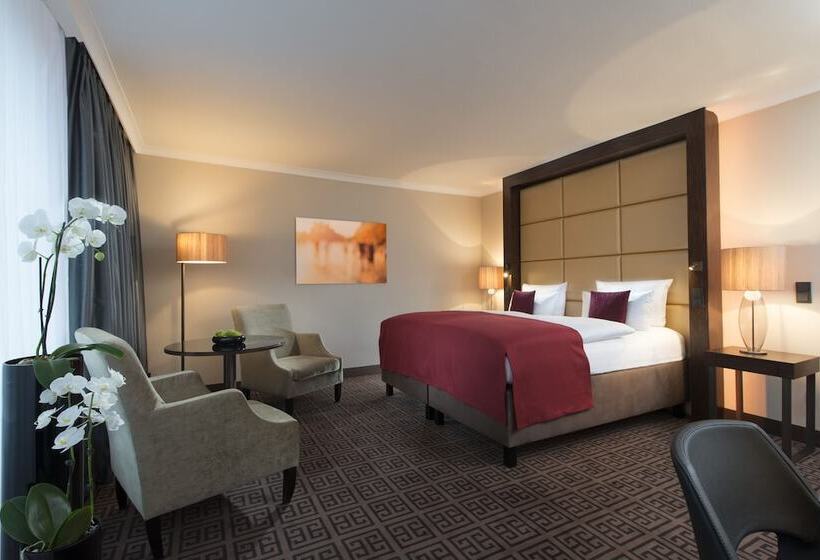 اتاق کلاس بیزنس, Palace Berlin