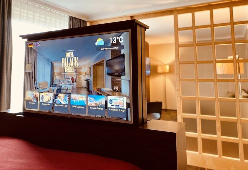 سوئیت کلاب, Palace Berlin