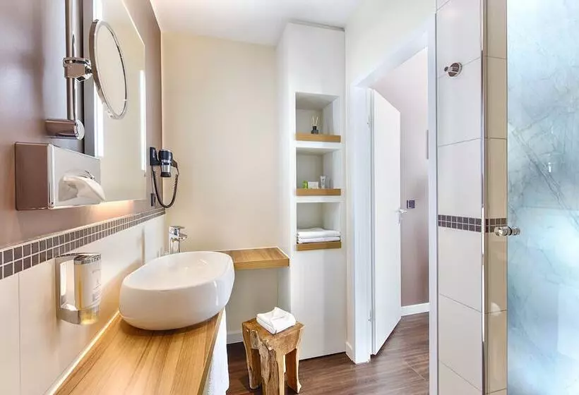 コンフォートルーム, Best Western Hotel Hohenzollern