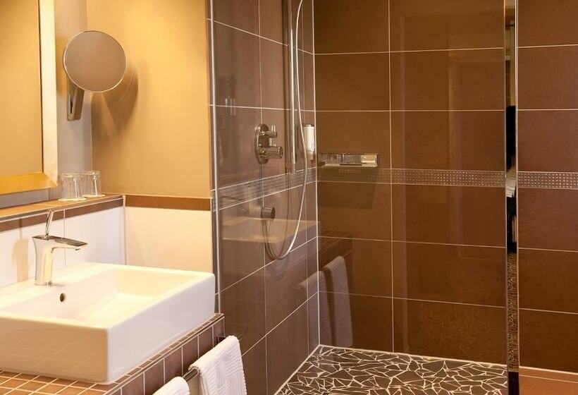 Номер Комфорт, Best Western Hotel Hohenzollern