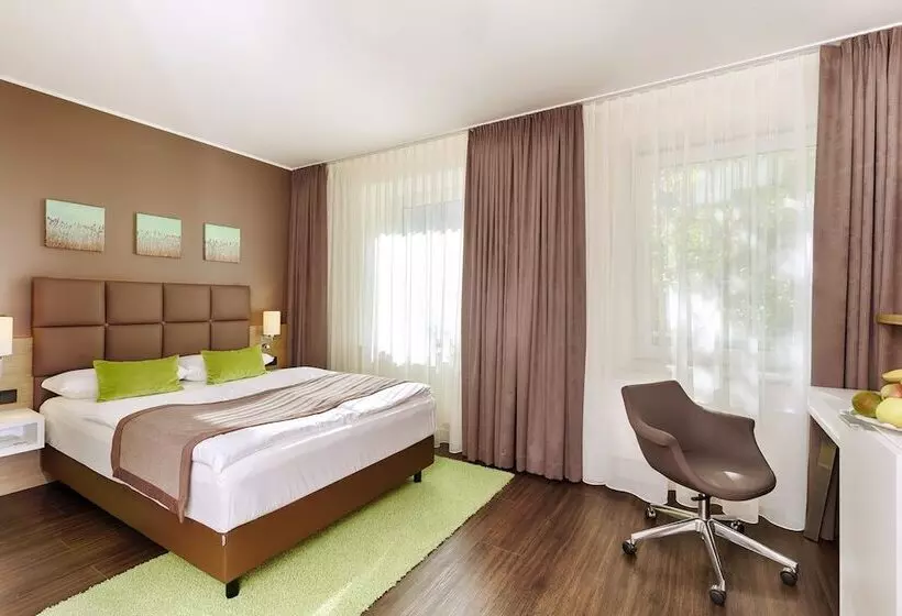 コンフォートルーム, Best Western Hotel Hohenzollern