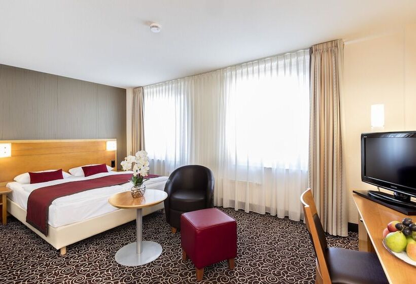 Номер Комфорт, Best Western Hotel Hohenzollern